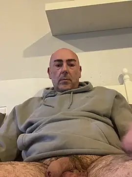 Richmcgee online show from 03-20-26, 06:09