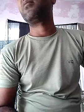 Snapshot of Miss_Sahiba chatting on 09-09-25, 02:21 Miss Sahiba online show from 09-09-25, 02:21