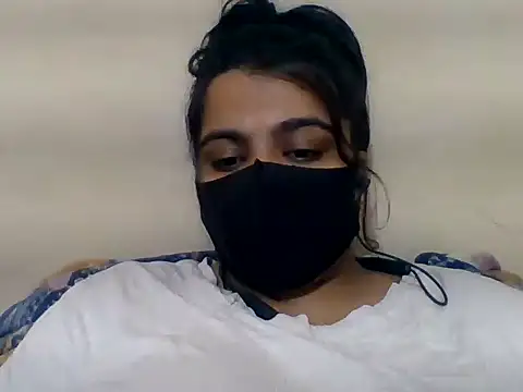 Vaani Singha online show from 05-18-26, 01:16