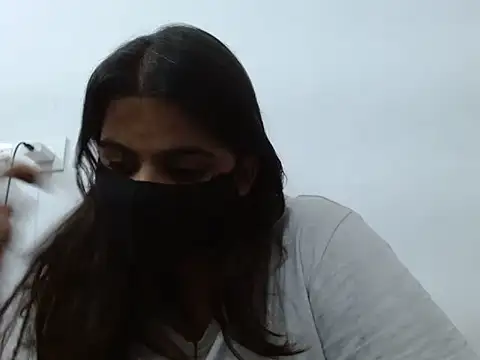 Vaani Singha online show from 09-13-25, 01:49