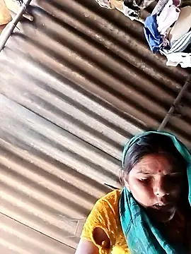 Snapshot of Sexy_queeny chatting on 09-12-25, 03:17 Sexy queeny online show from 09-12-25, 03:17