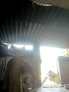 Snapshot of Sexy_queeny chatting on 09-11-25, 03:06 Sexy queeny online show from 09-11-25, 03:06