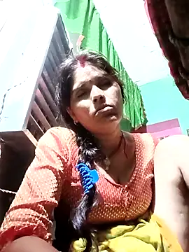 Snapshot of Sexy_queeny chatting on 10-01-25, 03:38 Sexy queeny online show from 10-01-25, 03:38