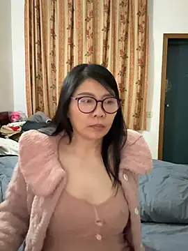 xiiuuff18 online show from 03-19-26, 11:54