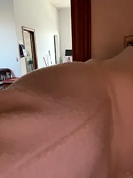 xiiuuff18 online show from 11-15-25, 12:25