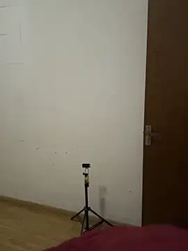 xiiuuff18 online show from 02-07-26, 12:07