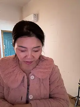 xiiuuff18 online show from 03-07-26, 01:23