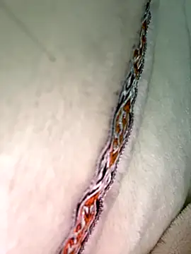 xiiuuff18 online show from 11-19-25, 01:55