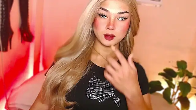 MissRumi Hunter online show from 12-15-25, 07:41