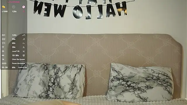 SunAndLuna  online show from 10-20-25, 05:35