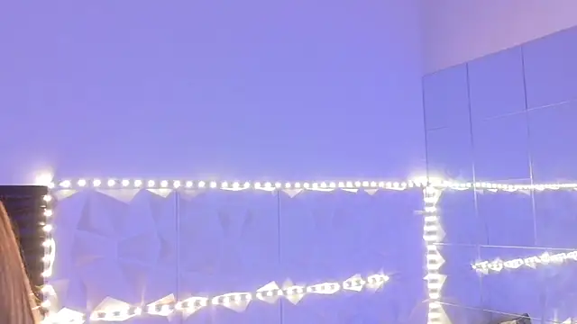 Aishha  online show from 11-05-25, 06:05