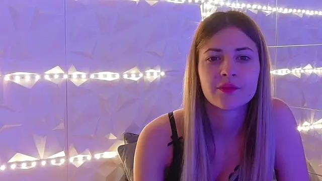 Aishha  online show from 12-01-25, 05:52