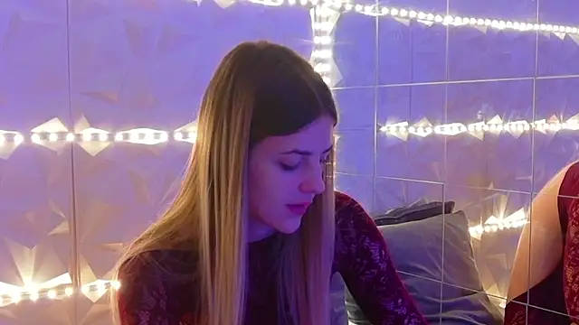 Aishha  online show from 01-09-26, 05:47