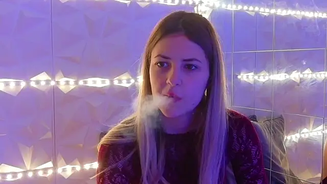 Aishha  online show from 11-25-25, 06:03