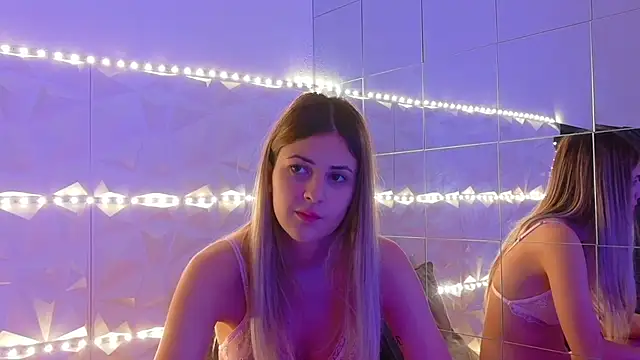 Aishha  online show from 10-17-25, 05:11