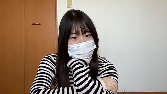 Snapshot of nuu_u chatting on 11-07-25, 02:27 nuu u online show from 11-07-25, 02:27