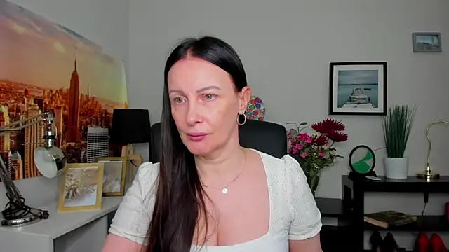 Velvet Jasmine online show from 09-10-25, 05:28