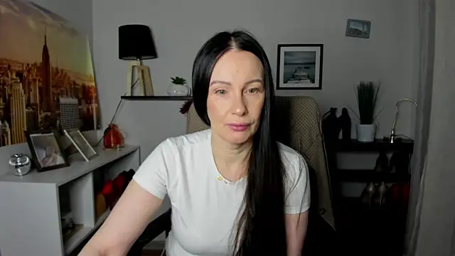 Velvet Jasmine online show from 02-13-26, 06:24