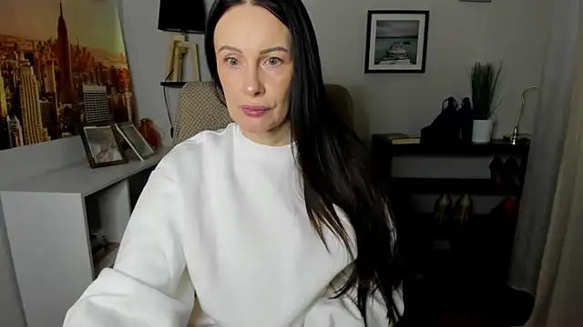 Velvet Jasmine online show from 03-06-26, 06:30