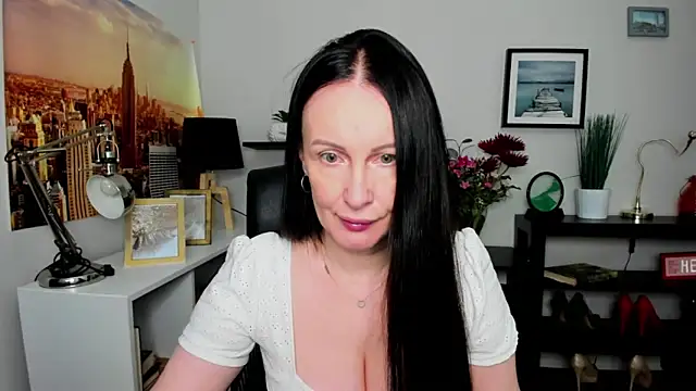 Velvet Jasmine online show from 09-16-25, 05:41