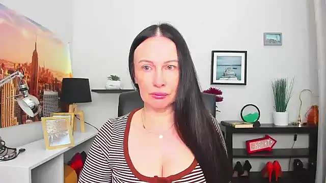 Velvet Jasmine online show from 09-26-25, 05:25