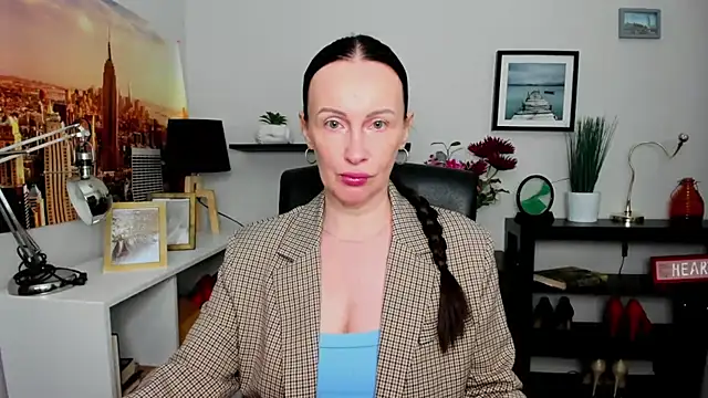 Velvet Jasmine online show from 09-19-25, 05:33