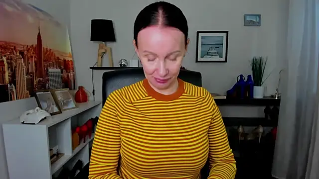 Velvet Jasmine online show from 04-09-26, 06:30