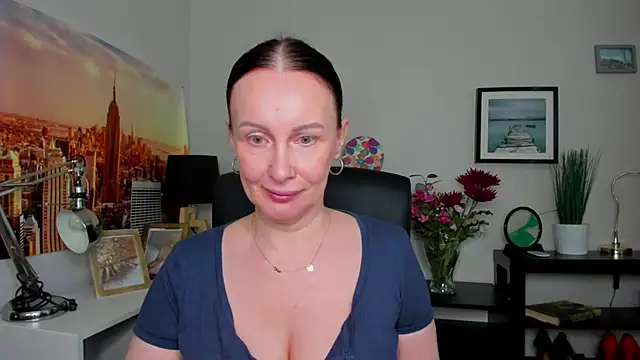 Velvet Jasmine online show from 09-09-25, 05:50