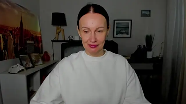 Velvet Jasmine online show from 04-16-26, 06:03