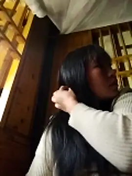 miss-su online show from 11-16-25, 01:21