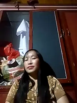 miss-su online show from 11-12-25, 01:10