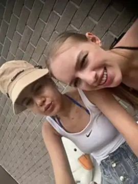 MorteBelle online show from 06-25-26, 07:02