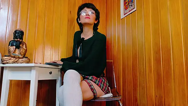 Zafiro Gem  online show from 10-21-25, 09:14