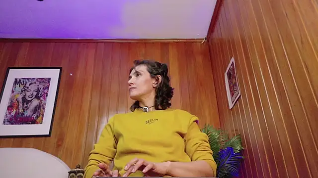 Zafiro Gem  online show from 02-08-26, 09:18