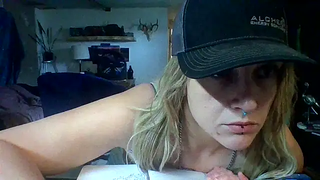 cutiekayls online show from 06-30-26, 10:43