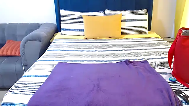 SLOPPYBJLUVEERxx2025 online show from 11-12-25, 10:52