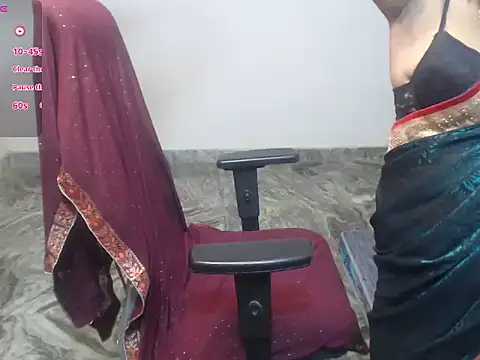  LoveBirds online show from 03-27-26, 06:20