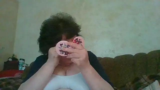 Snapshot of MilaSky5303 chatting on 06-05-26, 02:34 MilaSky5303 online show from 06-05-26, 02:34