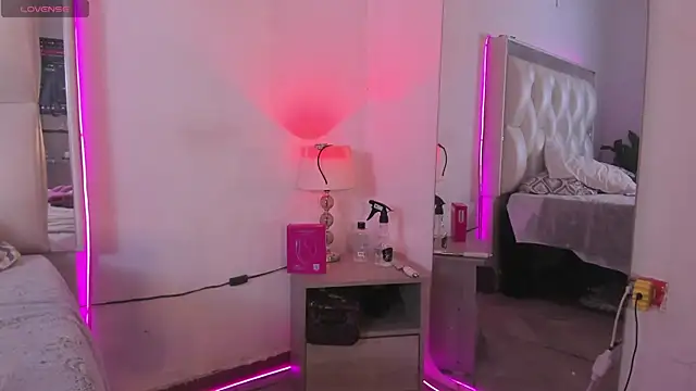 Darlyn tenderhot   online show from 03-11-26, 05:40