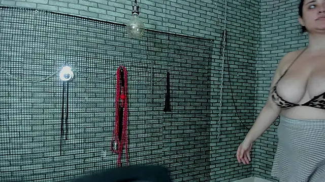 Snapshot of Briana_24 chatting on 02-17-26, 07:11 Briana 24 online show from 02-17-26, 07:11