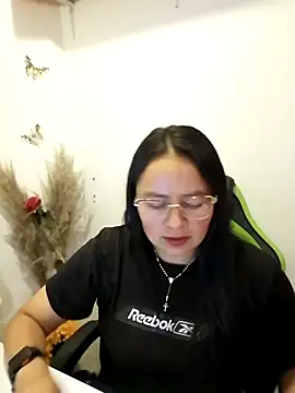 Daliz Leon online show from 10-03-25, 02:37