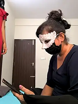 your chandni04 online show from 02-06-26, 07:26