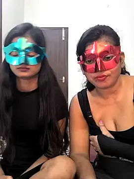 your chandni04 online show from 12-18-25, 07:57