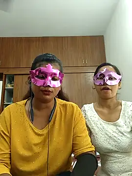 your chandni04 online show from 10-08-25, 08:16