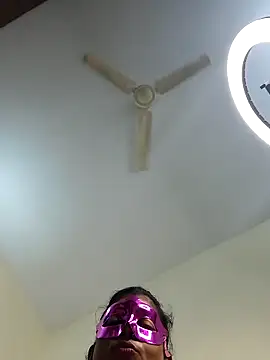 your chandni04 online show from 10-23-25, 08:02