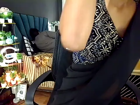 Snapshot of fairy_princess chatting on 02-01-26, 02:48 fairy princess online show from 02-01-26, 02:48