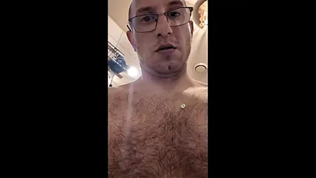 Snapshot of MC353535 chatting on 05-22-26, 12:08 MC353535 online show from 05-22-26, 12:08