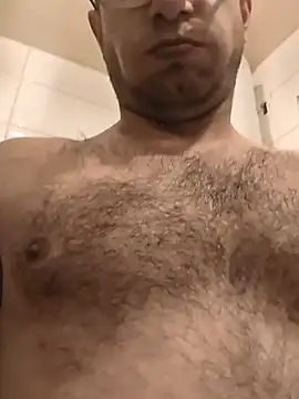 MC353535 online show from 04-06-26, 12:17