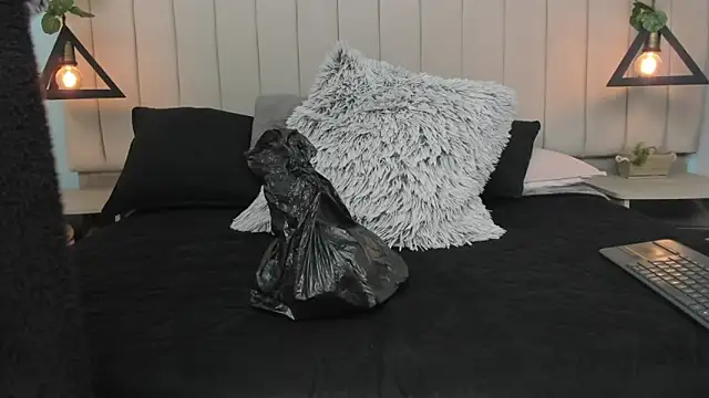 CandyGomez online show from 09-28-25, 04:52