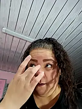 Snapshot of Miss_Adriana01 chatting on 02-04-26, 12:33 Miss Adriana01 online show from 02-04-26, 12:33